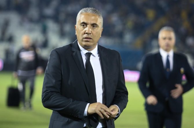 Κωστένογλου: «Είχαμε νευρικότητα, αλλά κρατάμε τους τρεις πολύτιμους βαθμούς»