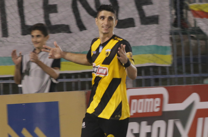 Η βράβευση του Μάνταλου ως «Player of the Month»! (ΦΩΤΟ)
