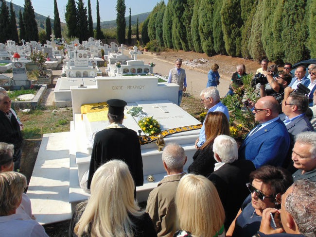 Όλη η ΑΕΚ τίμησε τον Λουκά Μπάρλο!