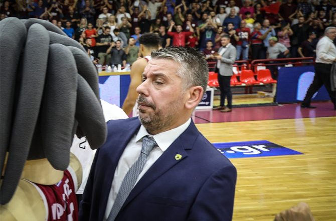 Παπαθεοδώρου: «Ήττα που μας πονάει και στοιχίζει»