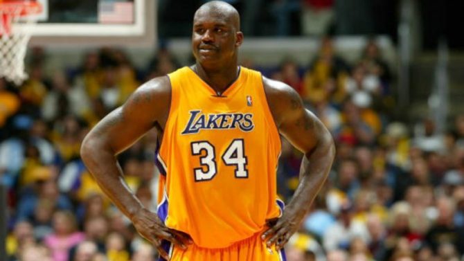 Σπουδαίος Σακίλ: Δώρισε σπίτι σε γυναίκα με παράλυτο παιδί Σπουδαίος Σακίλ: Δώρισε σπίτι σε γυναίκα με παράλυτο παιδί