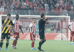 Βαρούχας: «Δεν ήταν κακή η διαιτησία στο ντέρμπι»