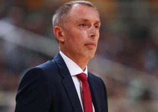 Τέλος ο Τόμιτς από τον Ερυθρό Αστέρα