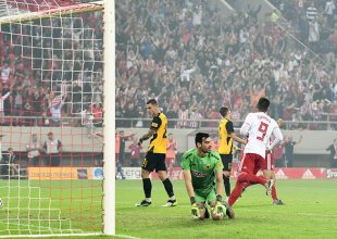 Συνεχίζει χωρίς νίκη σε ντέρμπι η ΑΕΚ