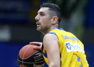 Ξανθόπουλος: 407 παιχνίδια, 500 κλεψίματα