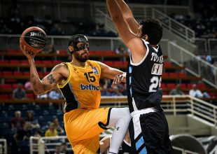 Χρυσικόπουλος: «Απαράδεκτο ξεκίνημα, νωρίς για συμπεράσματα»