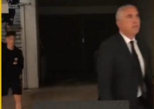 Η άφιξη της ΑΕΚ στο ΟΑΚΑ (VIDEO)