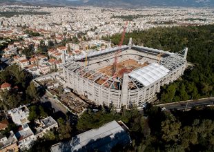 Ο Καλτσίδης, η προοπτική και το γήπεδο