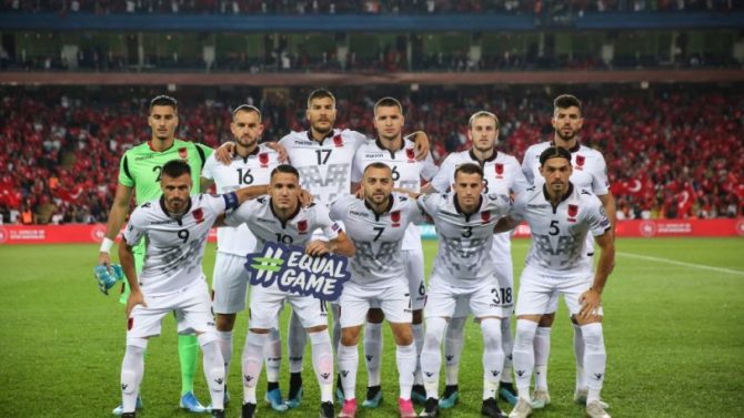 Αλβανία: Εγκαίνια στη νέα γηπεδάρα των Τιράνων (pics)