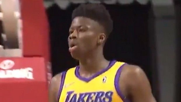 Τρομερός ο Κώστας Αντετοκούνμπο!