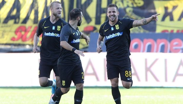 Άρης – Αστέρας 2-1: Διπρόσωποι αλλά νικητές οι “κίτρινοι”