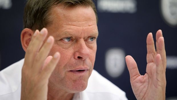 Ανακοίνωσε τον Άρνεσεν η Φέγενορντ