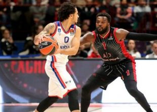 Αρμάνι Μιλάνο – Αναντολού Εφές 76-81: Πρώτη και… περιμένει