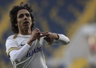 Δεν είναι ούτε 16 ετών και έγινε ο νεαρότερος σκόρερ στην ιστορία του τουρκικού ποδοσφαίρου! (vid)