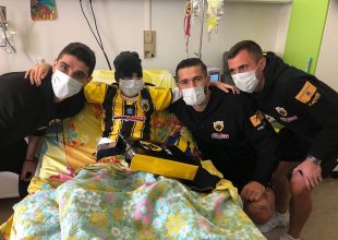 Δίπλα στον μικρό Γιάννη η ΑΕΚ – «Σήμερα θα παίξουμε και για εσένα»