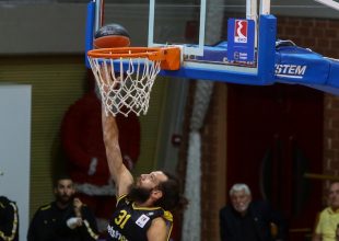 Γιαννόπουλος: «Μπορούμε να παίξουμε ακόμα πιο σκληρά»