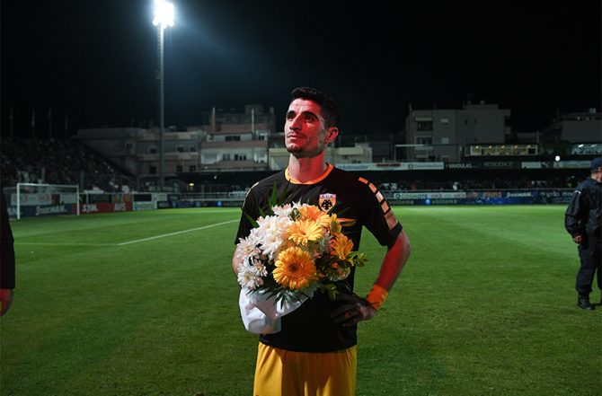 Ανθοδέσμη για τους αδικοχαμένους Ενωσίτες (ΦΩΤΟ)