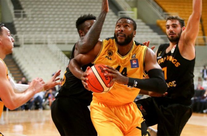Σλότερ στο top-10 του BCL με… τάπες (VIDEO)