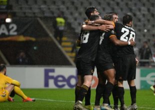 Europa League: Πέρασε η Γουλβς, περνάει η Ρόμα