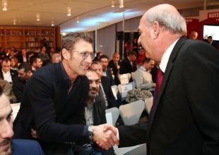 60 χρόνια Α’ Εθνική: Η χειραψία Γραμμένου – Καρέρα (pics)
