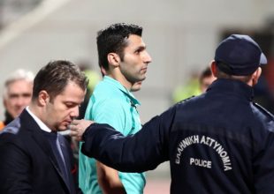 Διαιτητές Super League: “Κανείς δεν θέλει να γυρνά σπίτι του κοιτάζοντας τριγύρω”