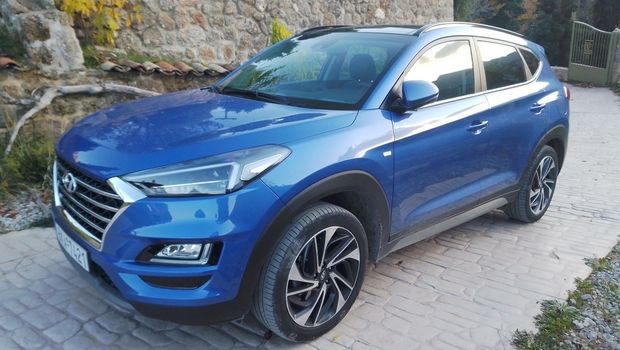 Hyundai: Οδηγούμε το υβριδικό Tucson