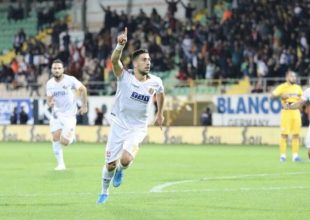 Σόου των Μπακασέτα και Φούντα