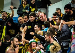 Νικολάου: «Στηρίζουμε τη Βασίλισσα – Τιμάμε τον Κώστα Βουτσά»