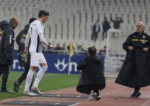 Το ”ευχαριστώ” του τερματοφύλακα της ΑΕΚ (pic)