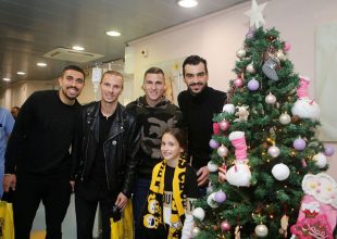 Τέσσερις κιτρινόμαυροι μοίρασαν δώρα στο Παιδιατρικό Κέντρο Αθηνών (ΦΩΤΟ)!