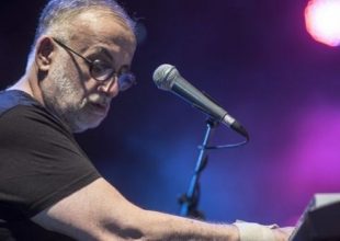 Πέθανε ο Θάνος Μικρούτσικος