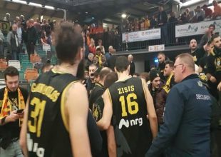 Ξανά στο παρκέ οι παίκτες της Βασίλισσας για να αποθεωθούν! (PICS)