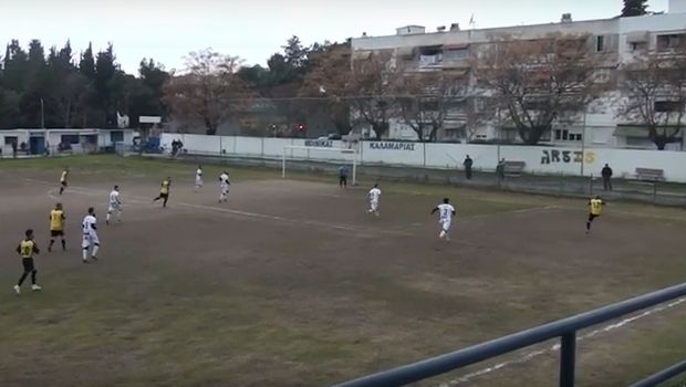 Ασύλληπτη (και τυχερή) γκολάρα από 46χρονο σε αγώνα τοπικού!
