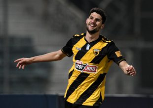 Αλμπάνης: Συζητά με ΑΕΚ για ανανέωση