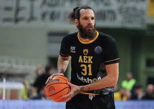Γιαννόπουλος: «Δεν ξέρω αν θα βρίσκομαι στην ΑΕΚ»