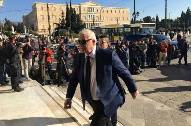 Έφτασε στην συνάντηση ο Μελισσανίδης! (VIDEO)
