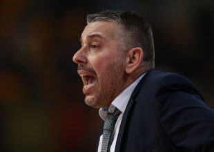 Παπαθεοδώρου: «Πρέπει να συνεχίσουμε»