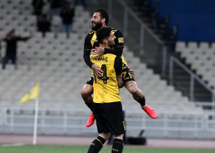 Χωρίς Αραούχο-Μάνταλο η ΑΕΚ στο «Κλ. Βικελίδης» (ΦΩΤΟ)