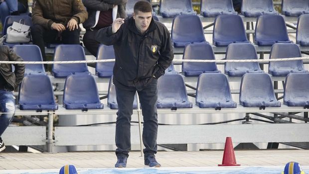 Εθνική ομάδα πόλο γυναικών: Ο Τεό Λοράντος στον πάγκο της ομάδας