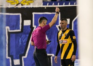 Τρομερό στατιστικό: Οι Ελληνες διαιτητές “κιτρινίζουν” την ΑΕΚ