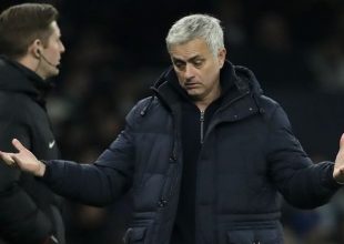 Μουρίνιο: “Ήμασταν άτυχοι που το VAR δεν έδωσε κόκκινη τον Στέρλινγκ”