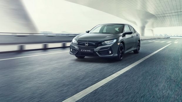 Άλλαξε… φακούς και ήρθε το Honda Civic Άλλαξε… φακούς και ήρθε το Honda Civic