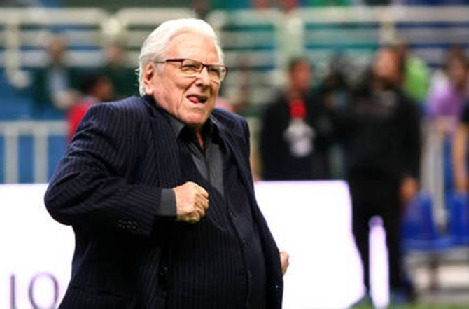 Τιμά την μνήμη του Κώστα Βουτσά η Βασίλισσα