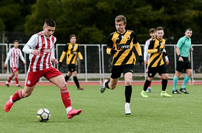 Είχε απουσίες και έχασε