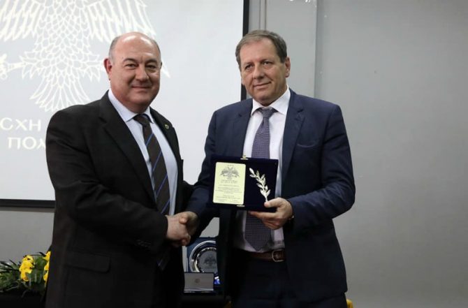 Η βράβευση του Μάκη Αγγελόπουλου (pics)