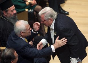 Μέχρι «τέλους» η ΑΕΚ δίπλα στον Βουτσά