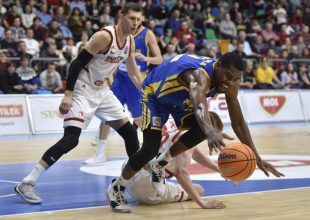 Νίμπουρκ – Περιστέρι 84-72