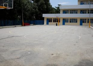 Lockdown: Αλαλούμ με τα σχολεία – Υπό αίρεση το click away