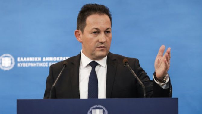Πέτσας: «Αποβολή των ομάδων από την Ευρώπη αν δεν συμμορφωθούν»