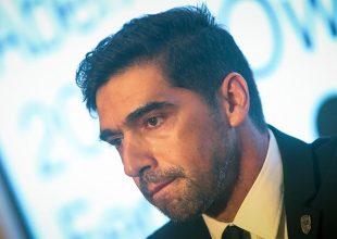 Φερέιρα: «Ολοι περιμένουμε την ΟΥΕΦΑ να βρει το κουράγιο να ακυρώσει τις διοργανώσεις»